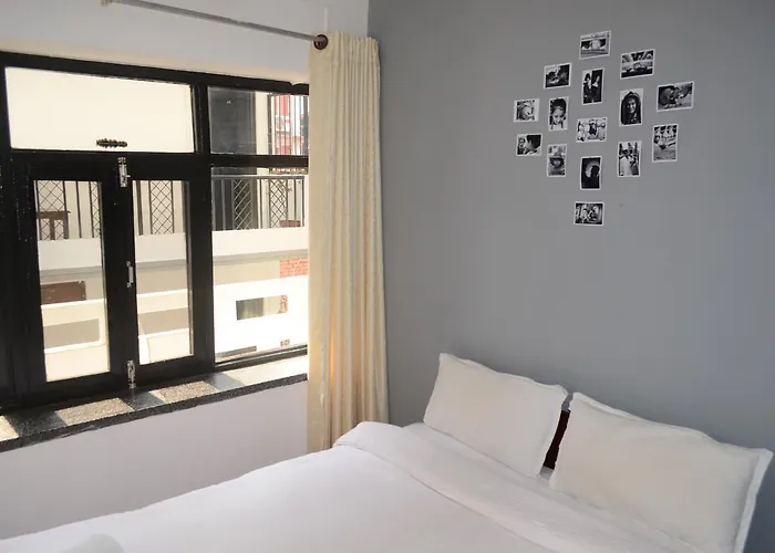 Holy Bed & Breakfast 2*