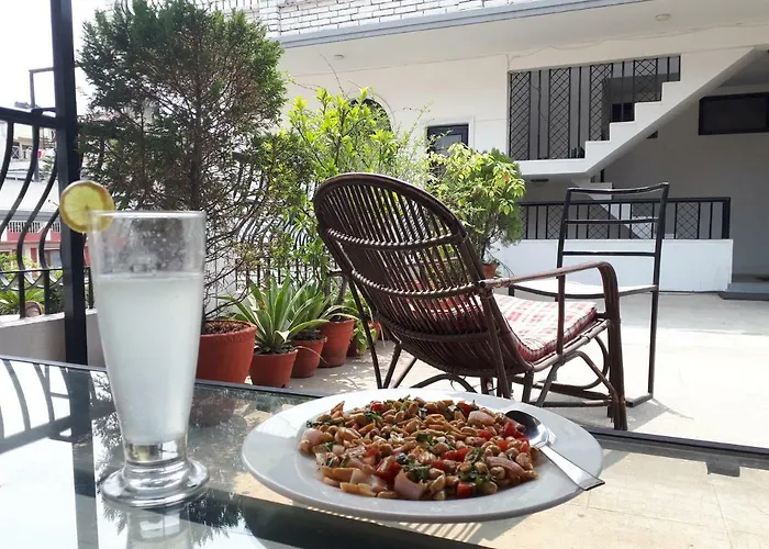 Bed & Breakfast Holy 2*